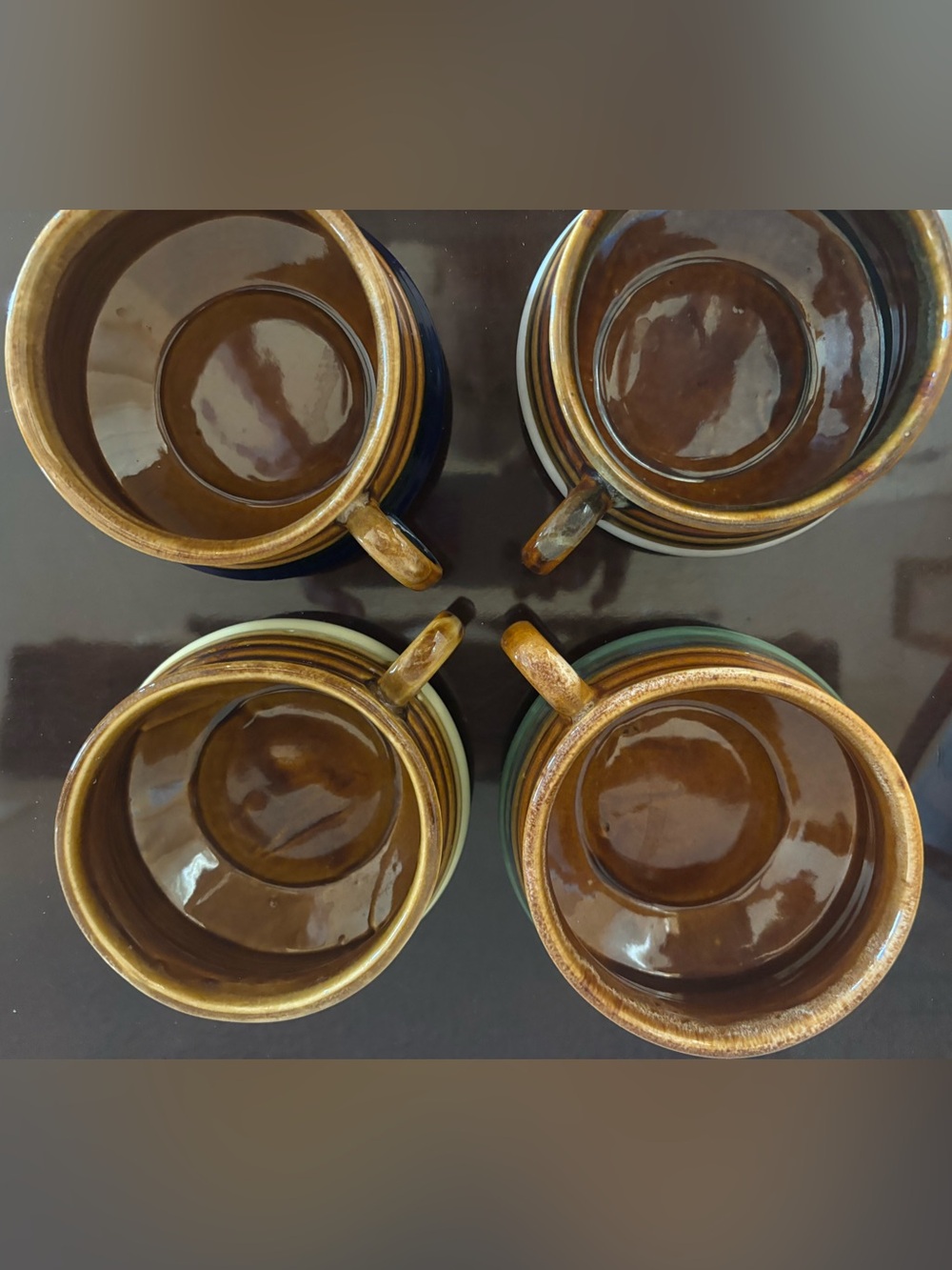 Set of 4 vintage, 16 oz, drip glaze pottery mugs w/ a rippled design pre-owned - Picture 7 of 8
